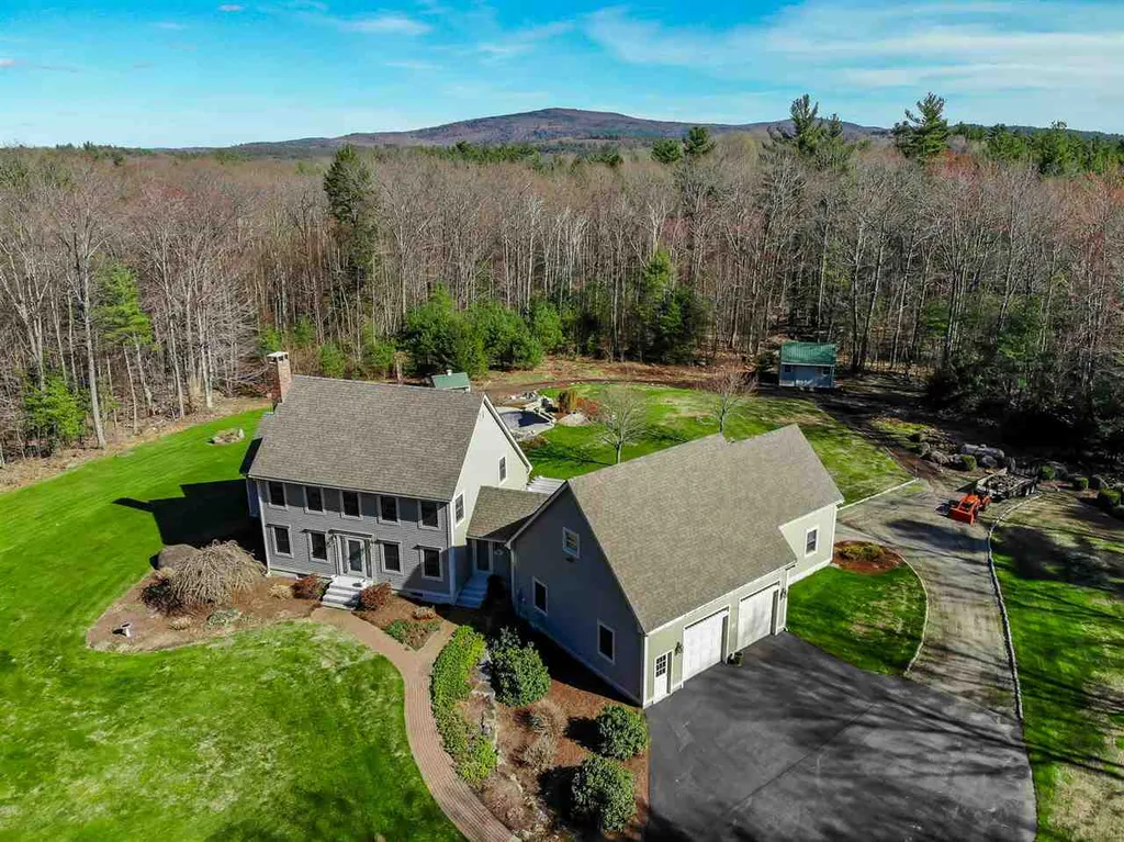 1455 Greenfield Road Francestown, NH Real Estate Property MLS 4748552