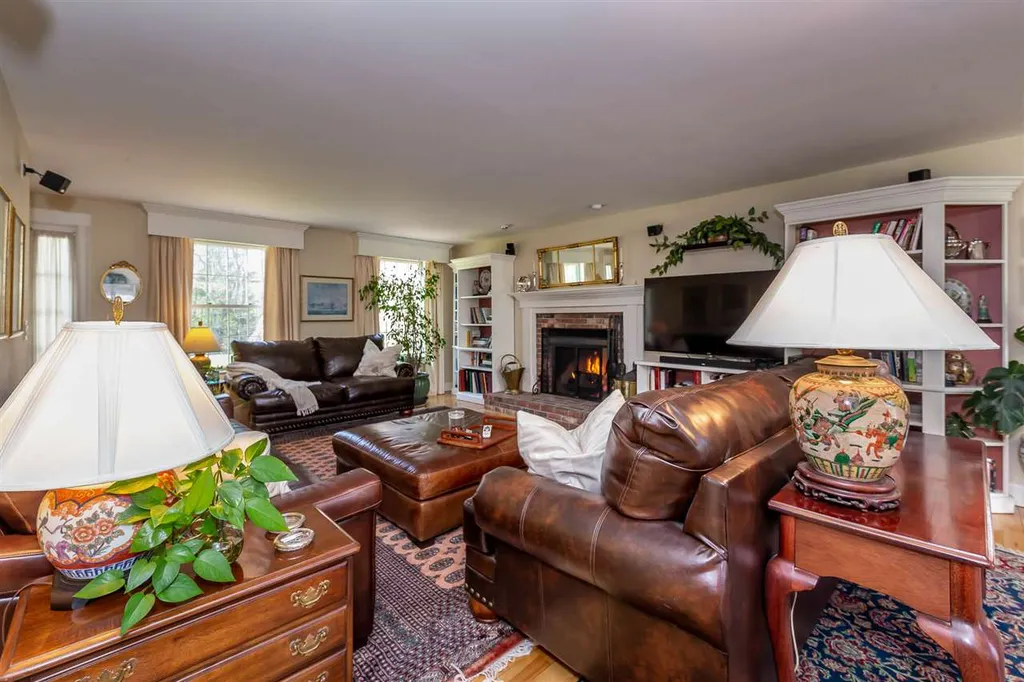 1455 Greenfield Road Francestown NH 03043