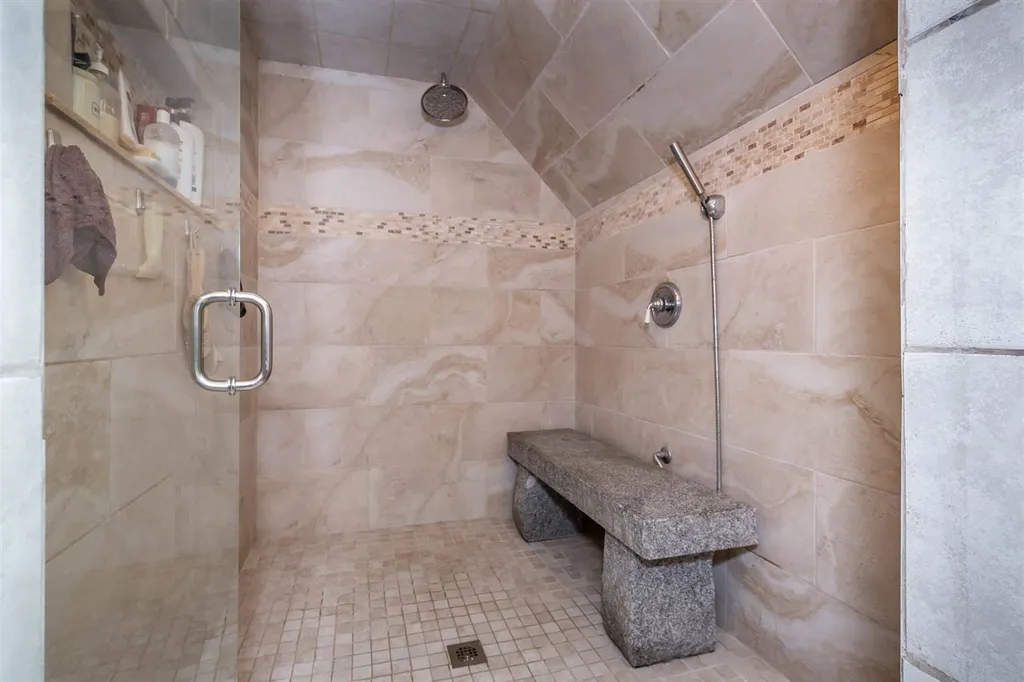 1455 Greenfield Road Francestown NH 03043