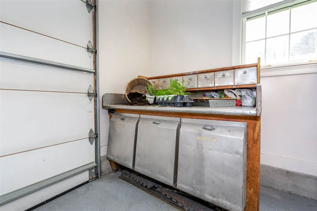 1455 Greenfield Road Francestown NH 03043
