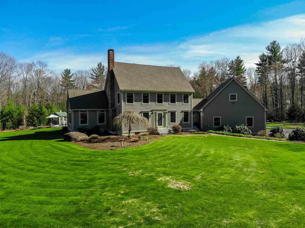 1455 Greenfield Road Francestown NH 03043