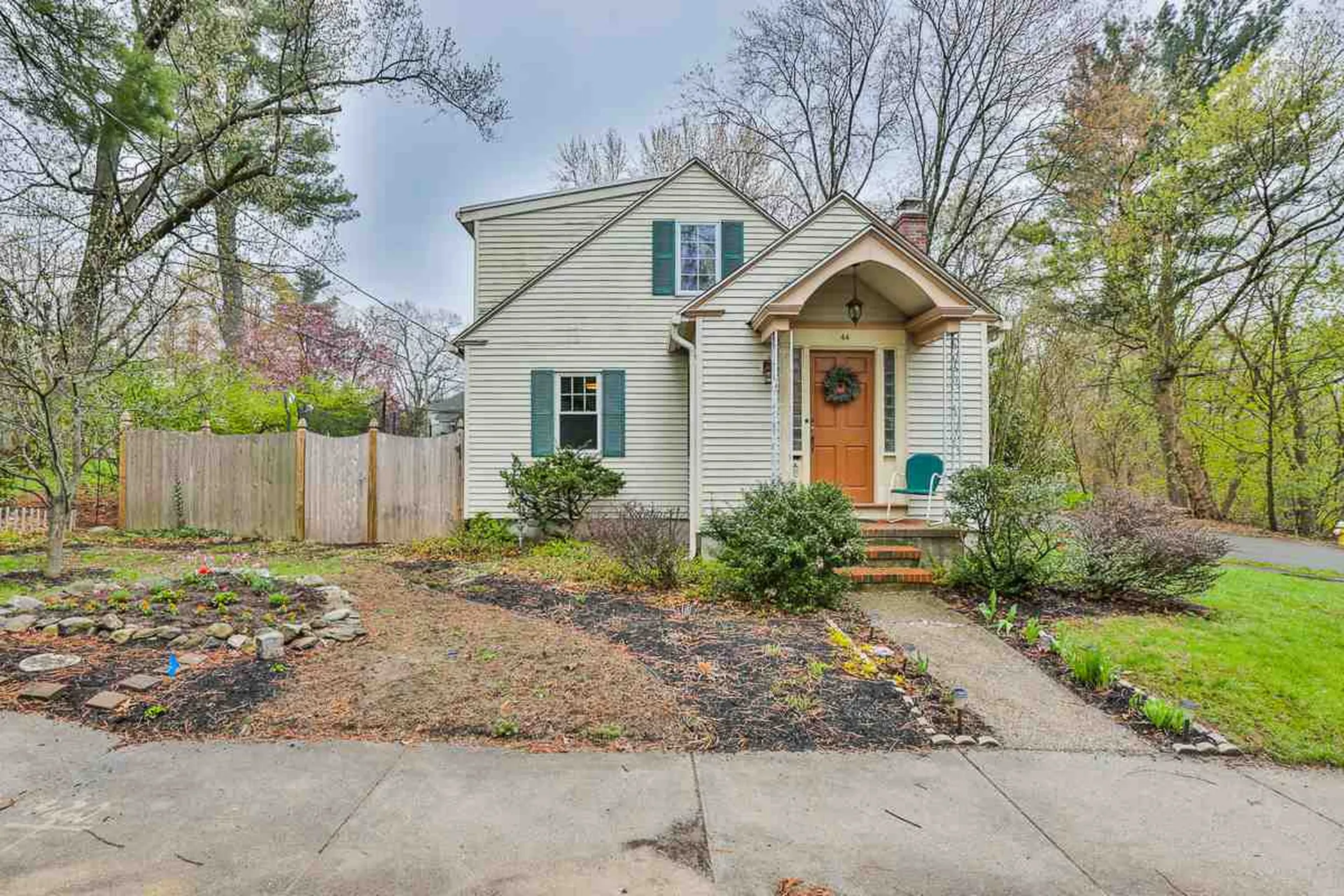 44 Revere Street Nashua NH 03060