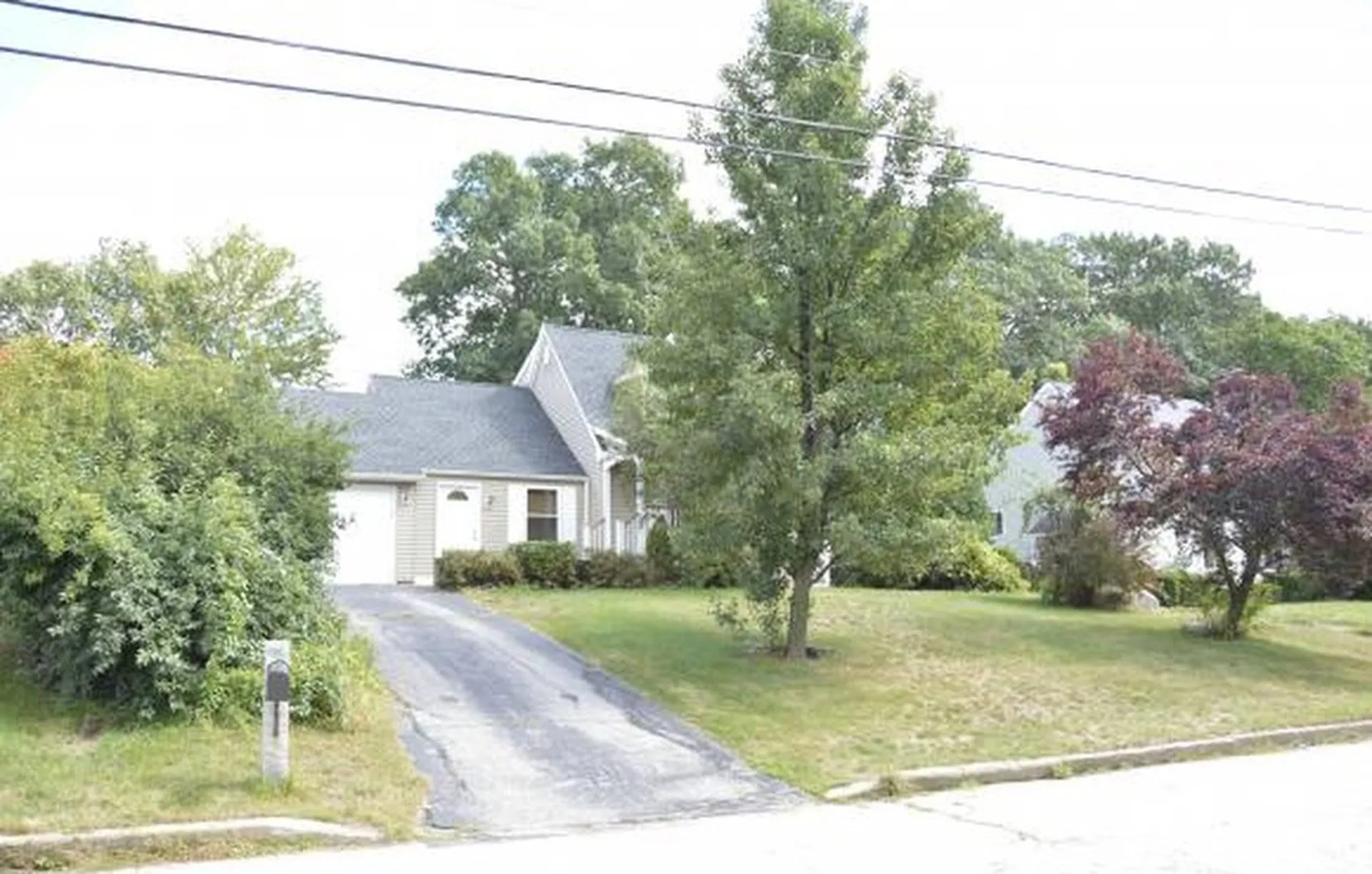 240 Hoyt Street Manchester NH 03103
