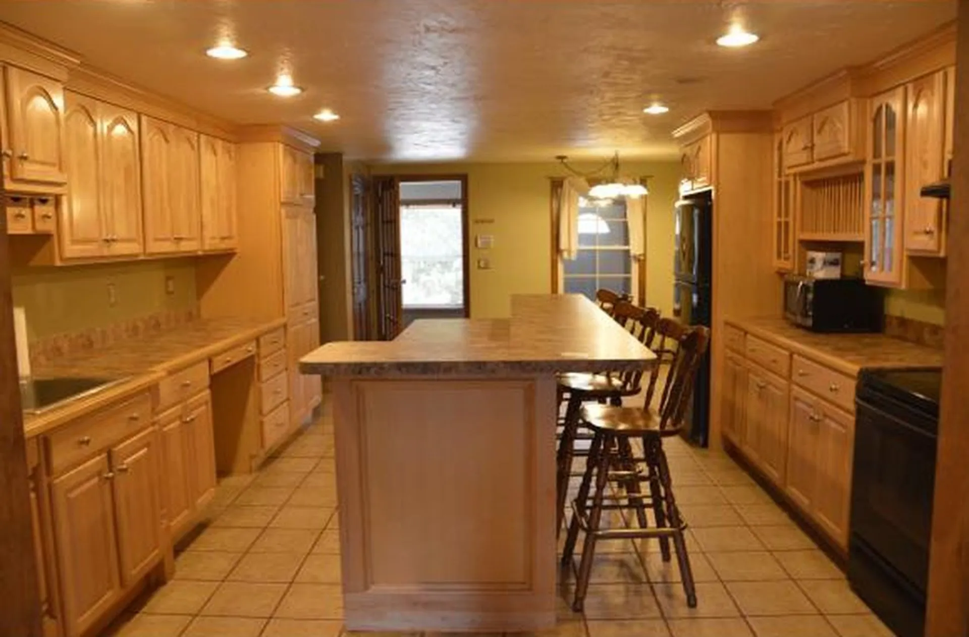 240 Hoyt Street Manchester NH 03103