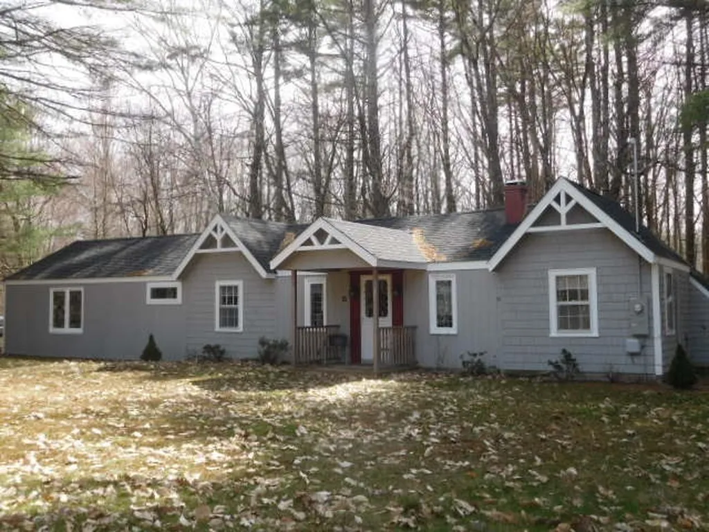 32 Forty Acre Field Road Moultonborough NH 03254