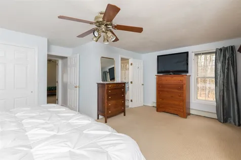 1 Morgan Farm Road Raymond NH 03077