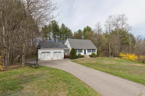 1 Morgan Farm Road Raymond NH 03077