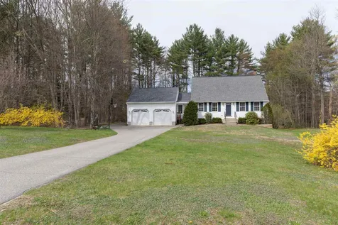 1 Morgan Farm Road Raymond NH 03077