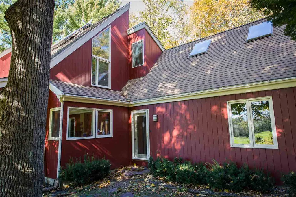 236 Lucy's Lane Charlotte VT 05445