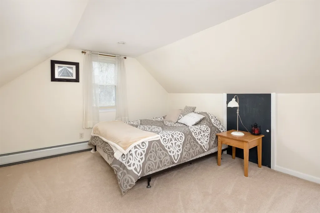 12 Mary Batchelder Road Hampton NH 03842