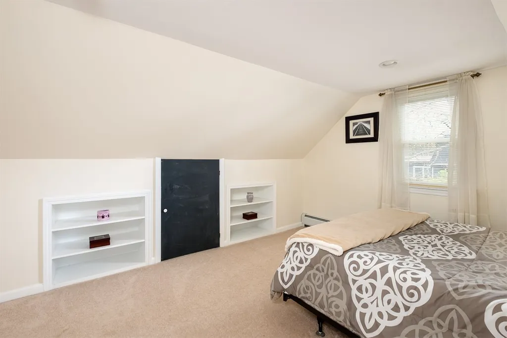 12 Mary Batchelder Road Hampton NH 03842