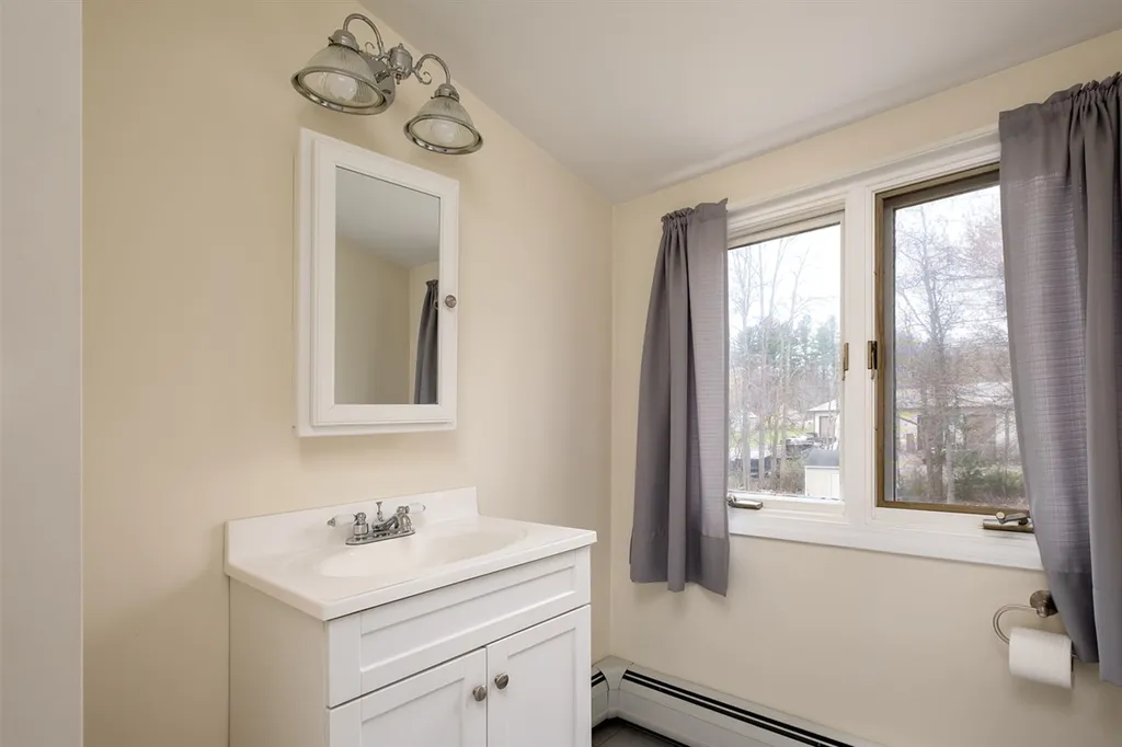 12 Mary Batchelder Road Hampton NH 03842