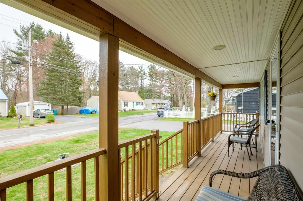 12 Mary Batchelder Road Hampton NH 03842