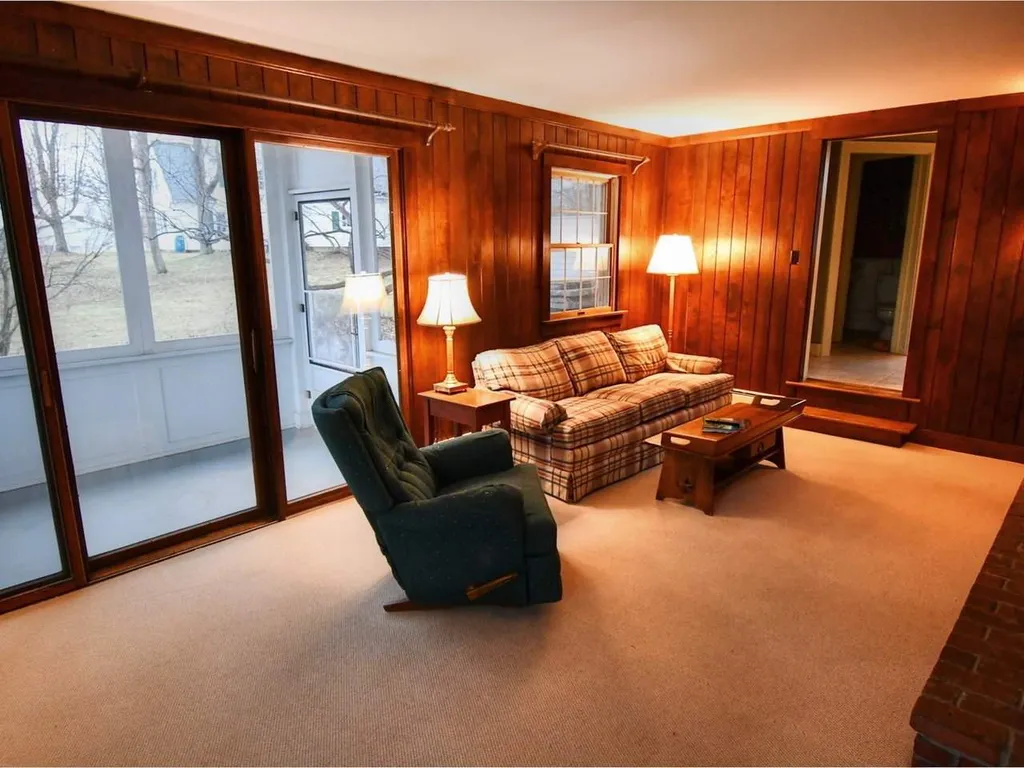 22 Prospect Street Essex VT 05452