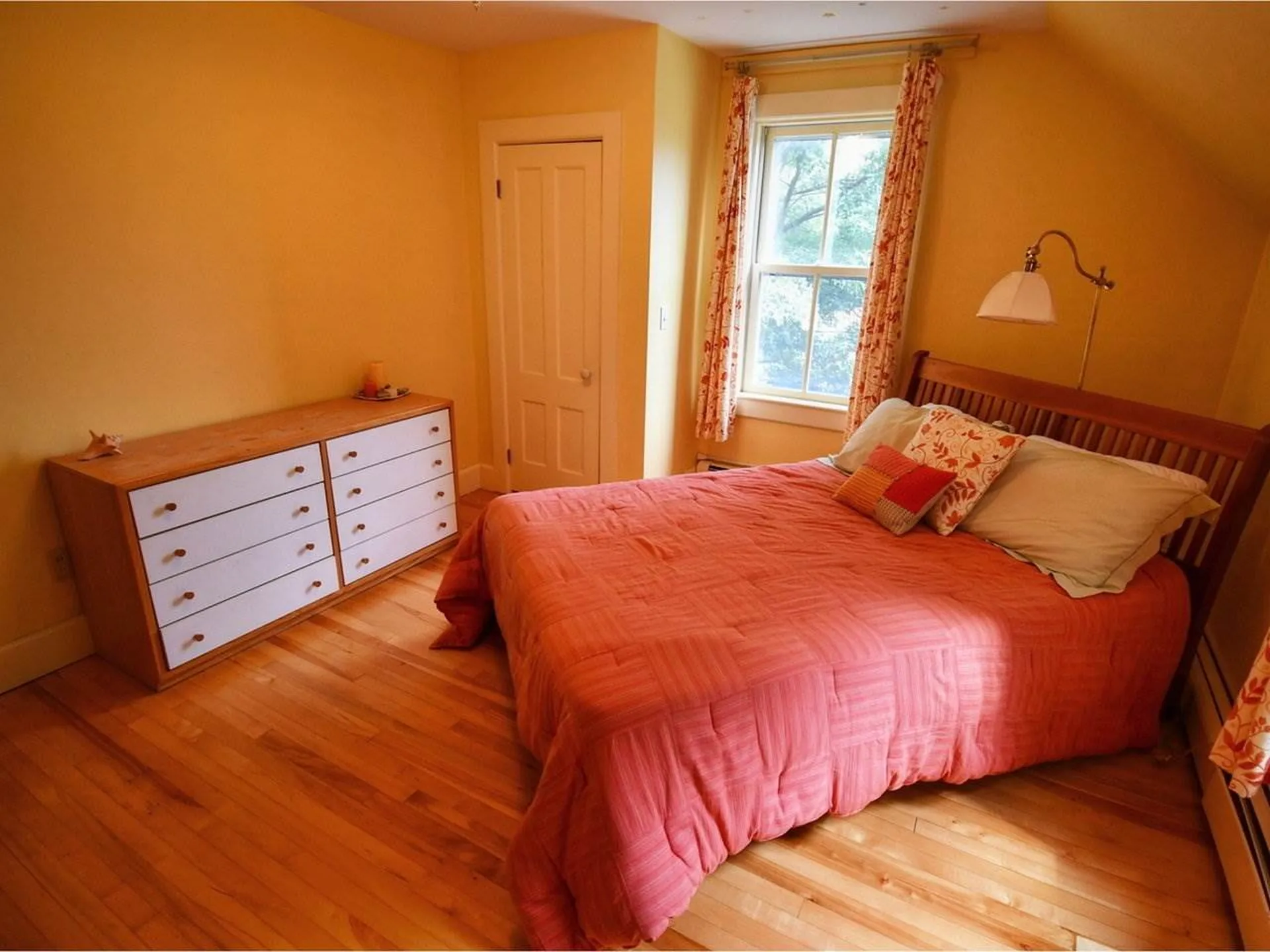 22 Prospect Street Essex VT 05452