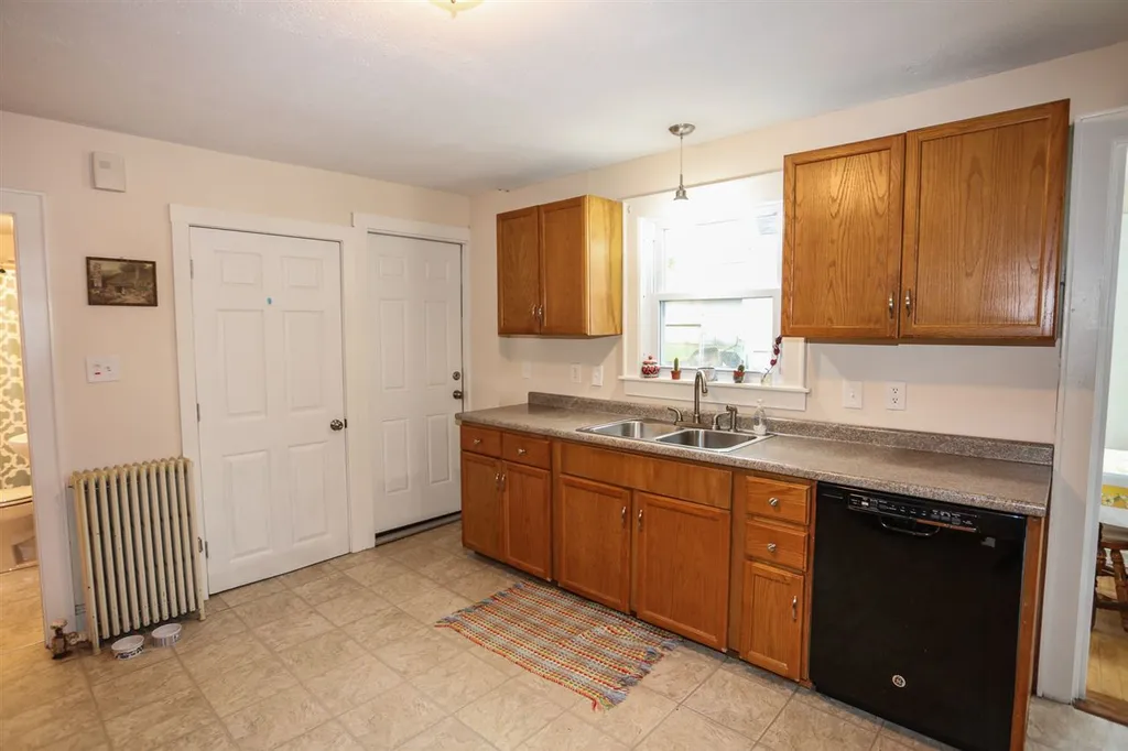 304 Cilley Road Manchester NH 03103