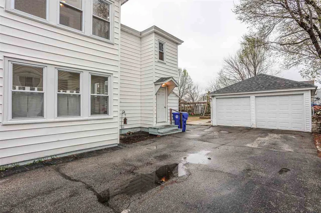 304 Cilley Road Manchester NH 03103