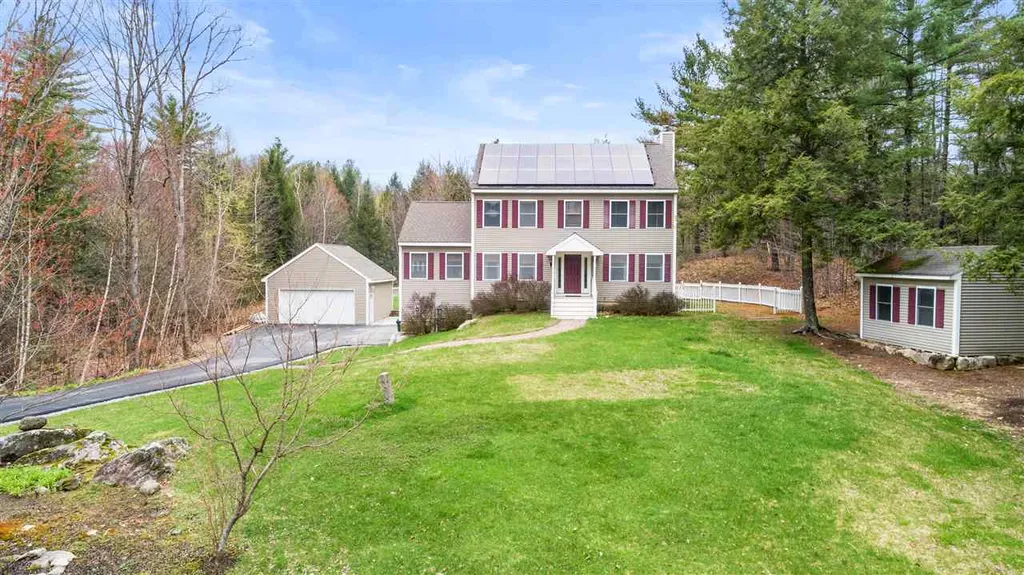 25 Coriander Way Goffstown NH 03045