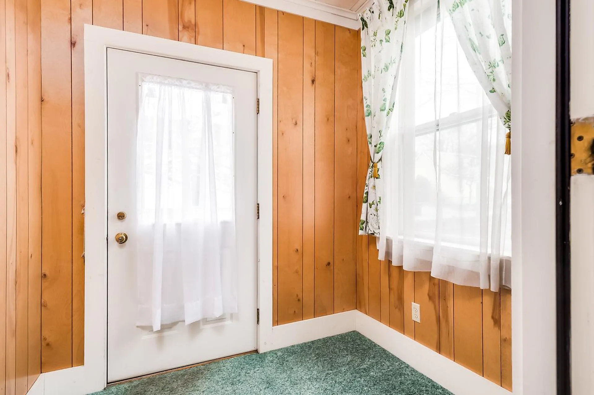 294 Thornton Street Portsmouth NH 03801