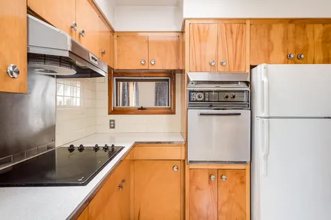 294 Thornton Street Portsmouth NH 03801