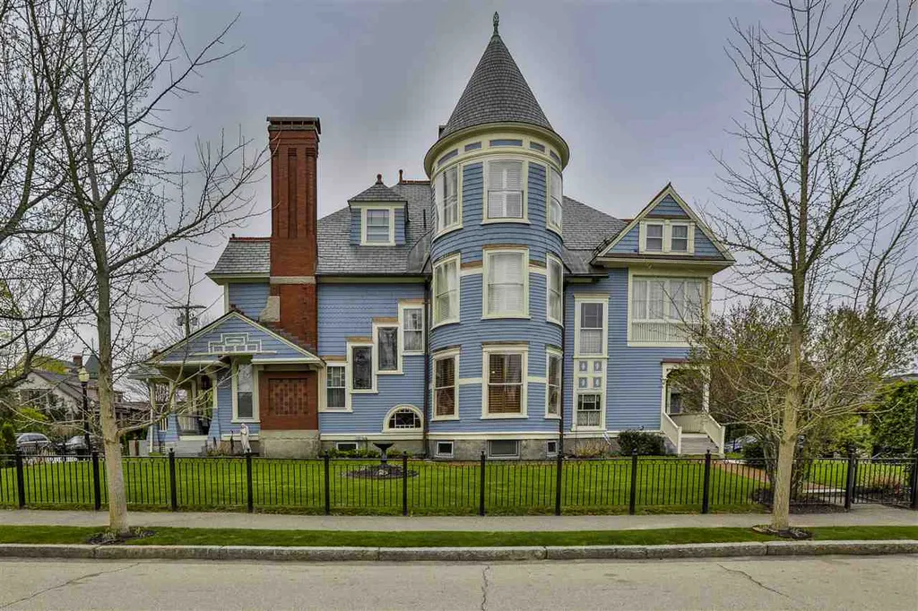 168 Walnut Street Manchester NH 03104