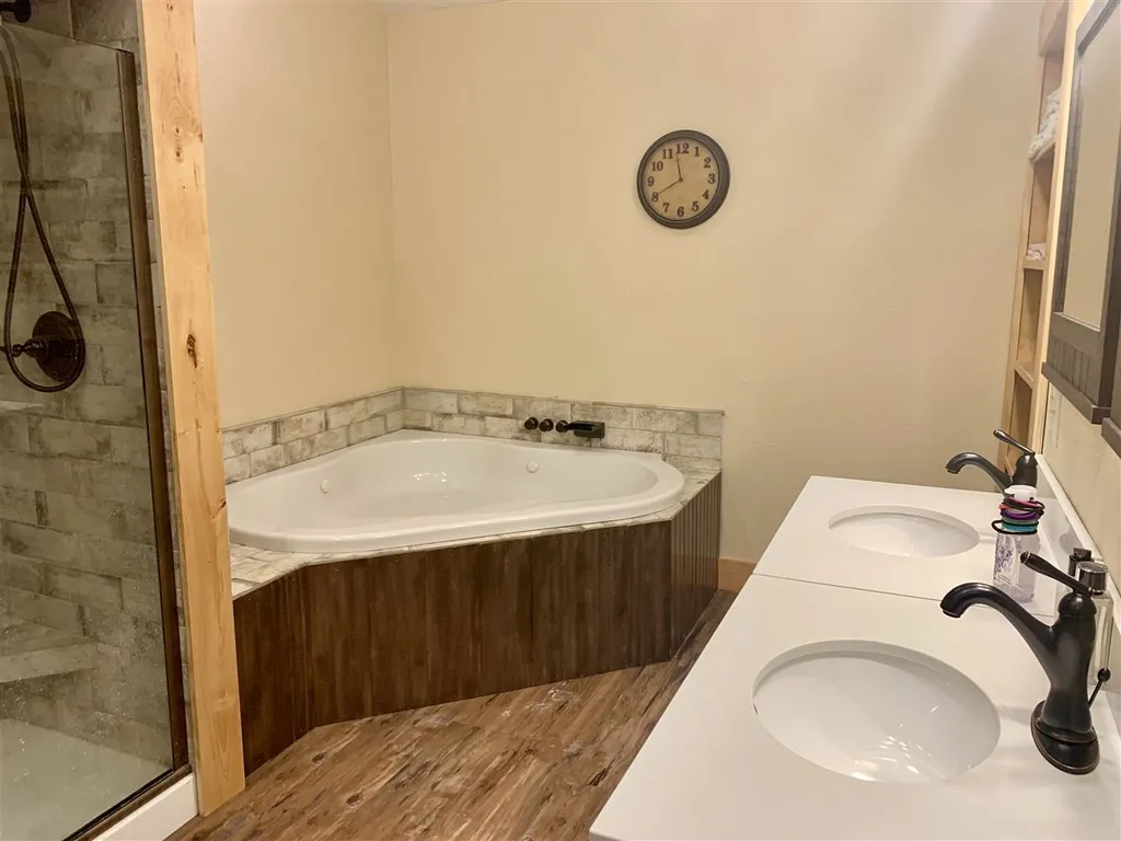 3395 Route 7 Ferrisburgh VT 05456
