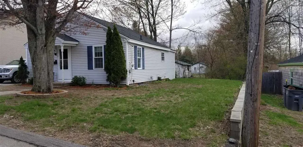 3 Howard Street Pembroke NH 03275