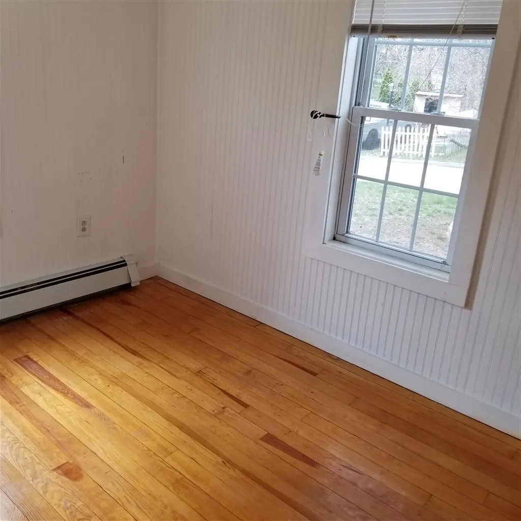 3 Howard Street Pembroke NH 03275