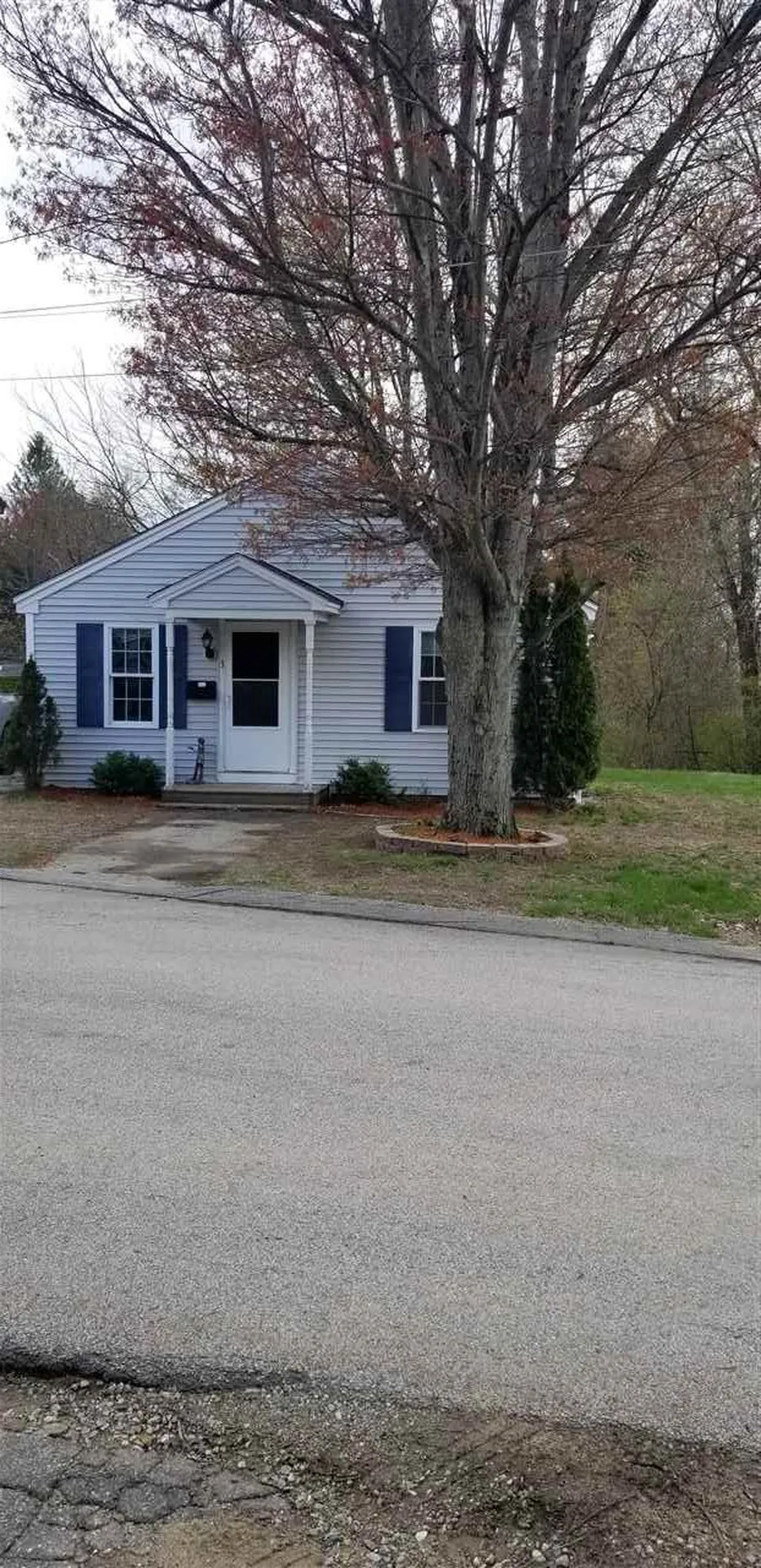 3 Howard Street Pembroke NH 03275