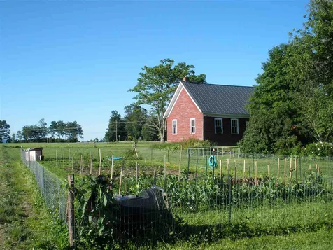 2692 East Warren Road Waitsfield VT 05673-2692