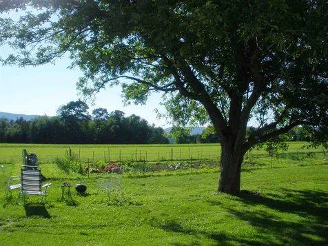 2692 East Warren Road Waitsfield VT 05673-2692