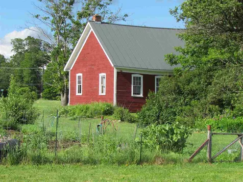 2692 East Warren Road Waitsfield VT 05673-2692