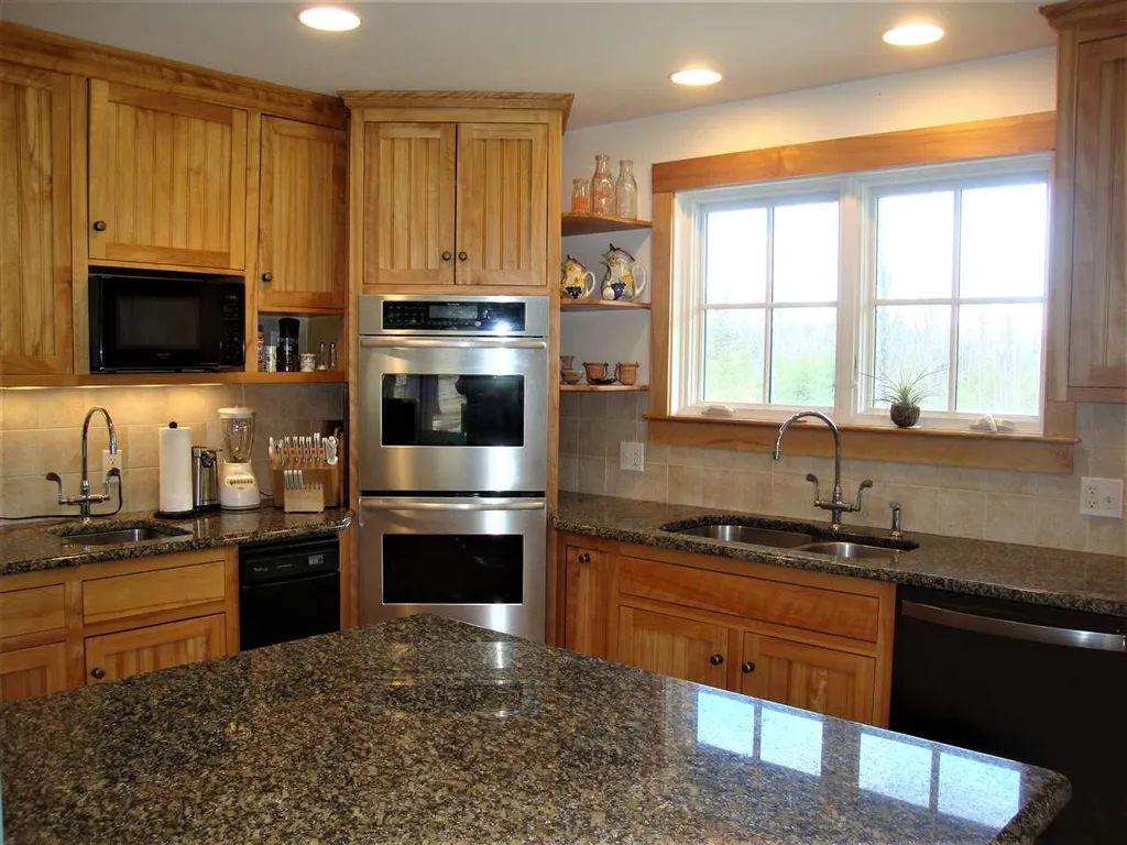 35 Twist Hill Road Wilmot NH 03287