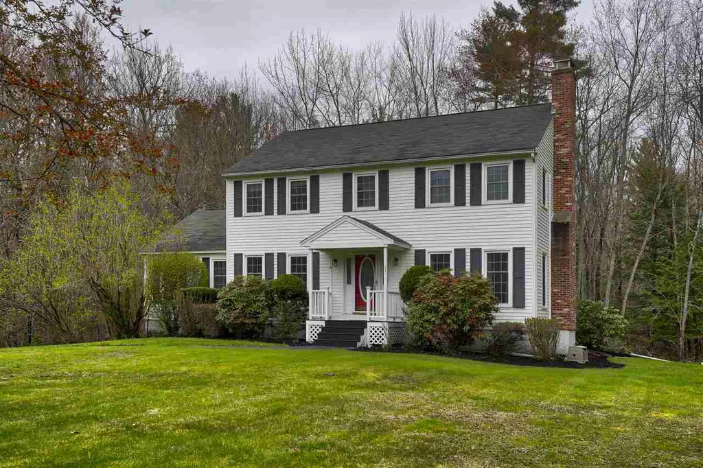 5 Conneck Road Brookline NH 03033