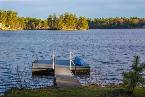 74 Edgewater Drive Barrington NH 03825