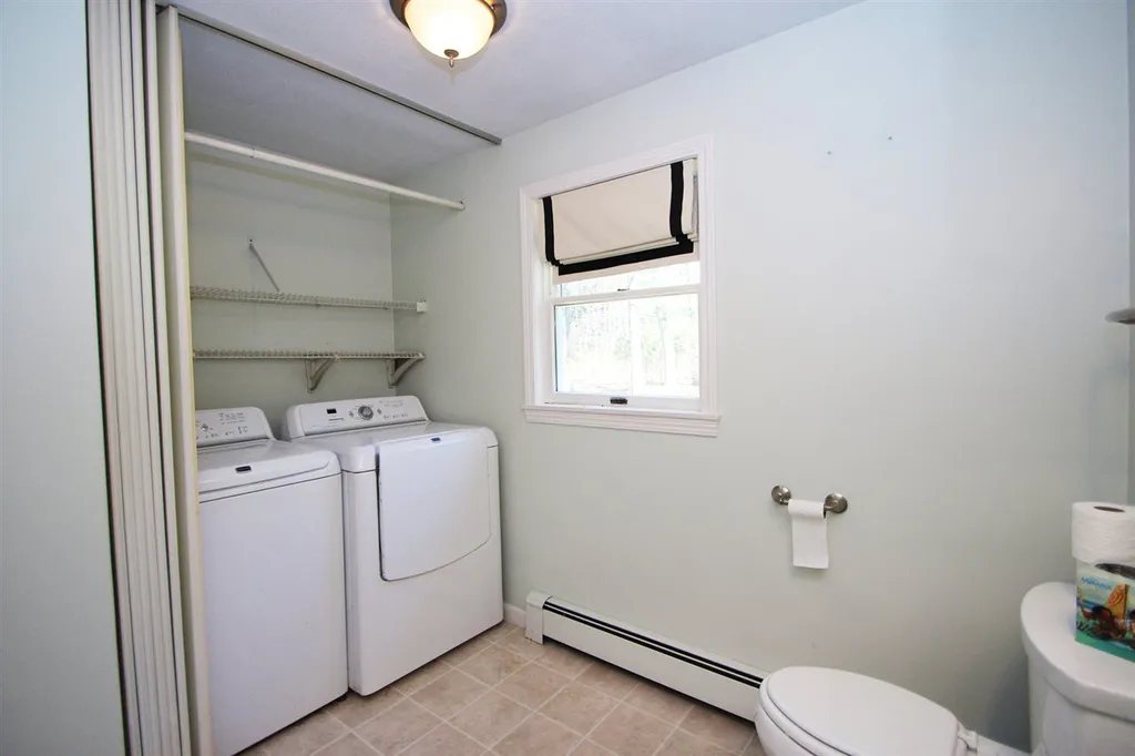 16 Victoria Circle Rochester NH 03867