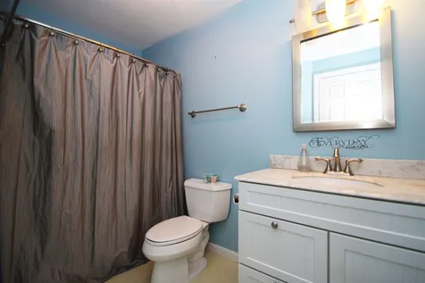 16 Victoria Circle Rochester NH 03867