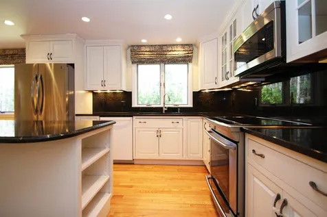 16 Victoria Circle Rochester NH 03867