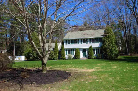 16 Victoria Circle Rochester NH 03867