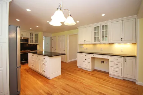 16 Victoria Circle Rochester NH 03867
