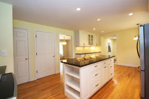 16 Victoria Circle Rochester NH 03867
