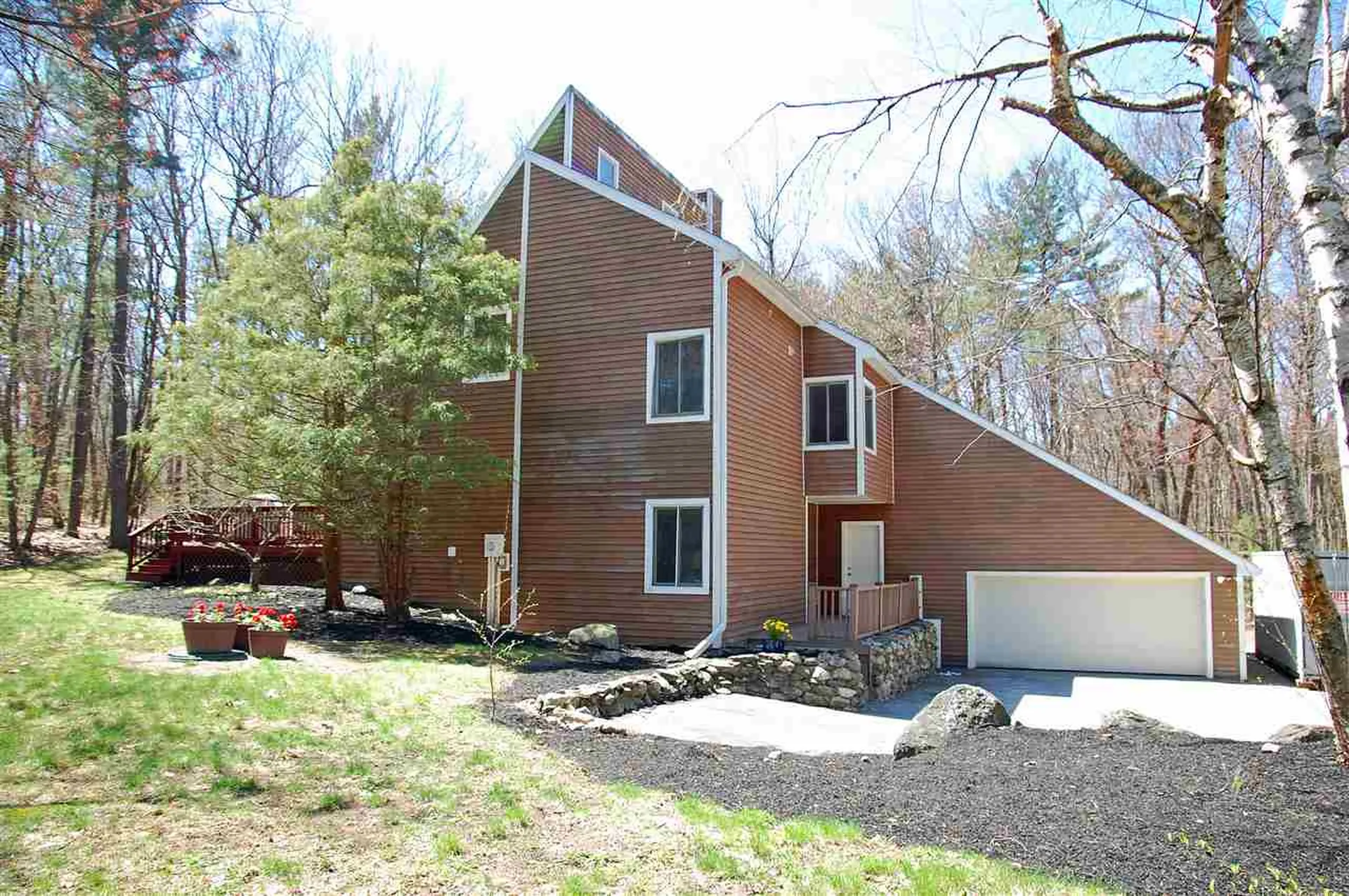 4 Terracewood Road Londonderry NH 03053