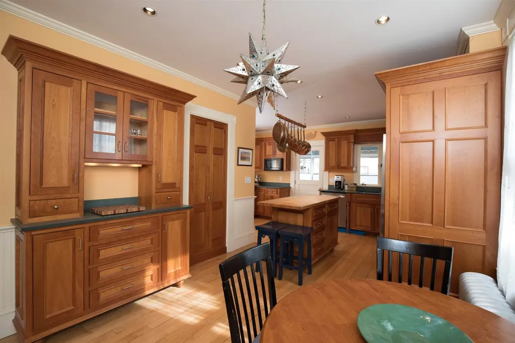 4 West Concord Street Dover NH 03820