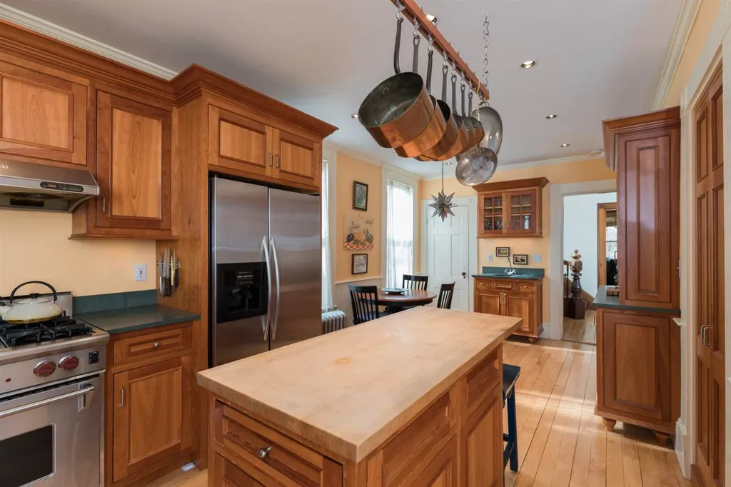 4 West Concord Street Dover NH 03820