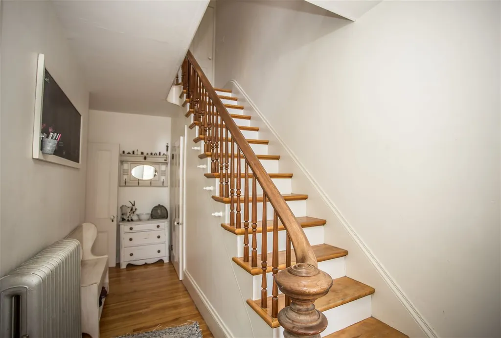 51 Pine Street Peterborough NH 03458