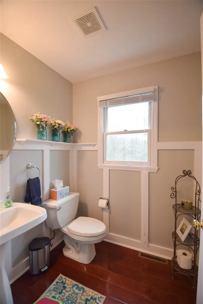 27 Hawthorn Circle Essex VT 05452