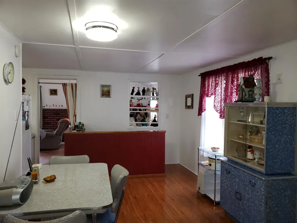 570 Kings Highway Stoddard NH 03464