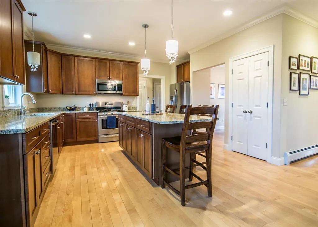 181 Miner Farm Lane Shelburne VT 05482