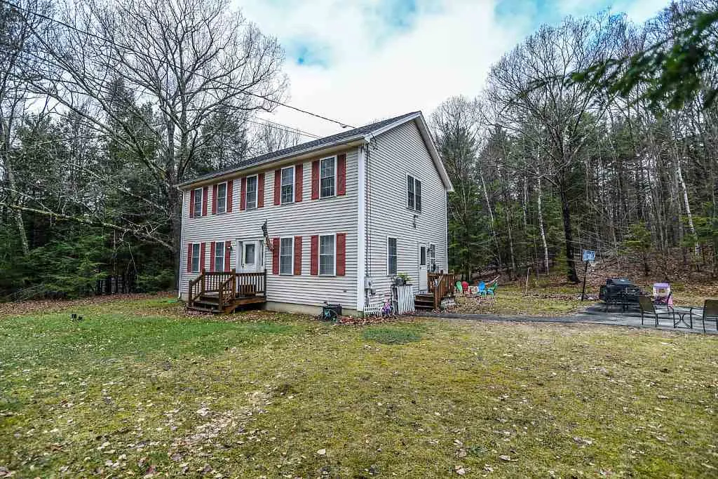 12 Fox Ridge Road Epping NH 03042