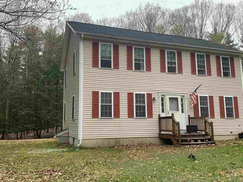12 Fox Ridge Road Epping NH 03042